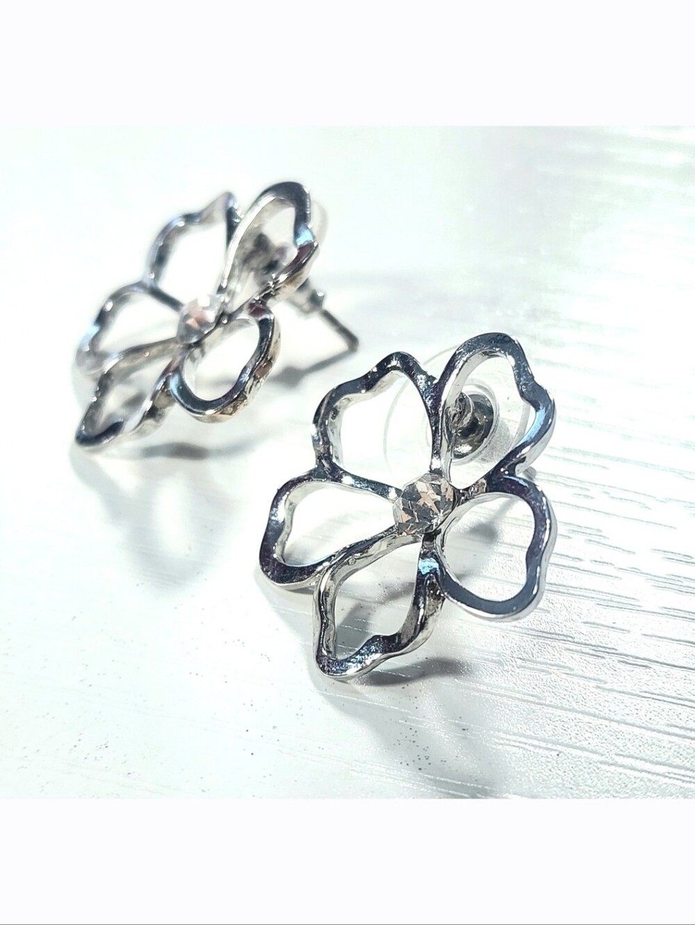 Silver Floral Open-Petal Earrings